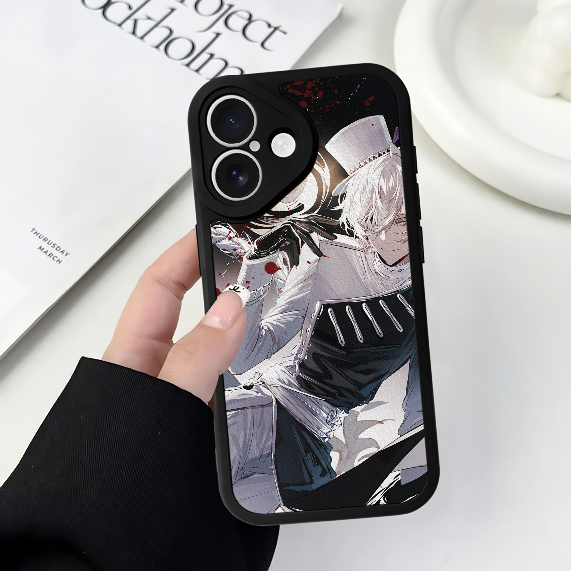 （画像用） 文豪ストレイドッグス Bungo Stray Dogs 【iPhone 16シリーズ対応】シリコンスマホケース（レザー調） 材質：シリコン